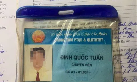 Tài xế vi phạm nồng độ cồn kịch khung, không đội mũ bảo hiểm, rút thẻ chuyên viên xin bỏ qua